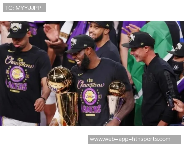 拉拉维亚回忆首次接詹姆斯传球时刻感慨从小就是他的忠实球迷